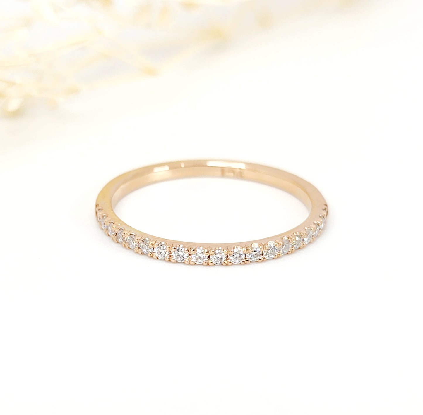 Dainty Side Band