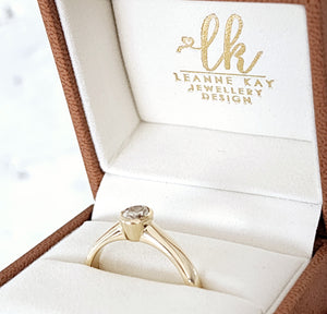 Elegantly Oval - Engagement Ring
