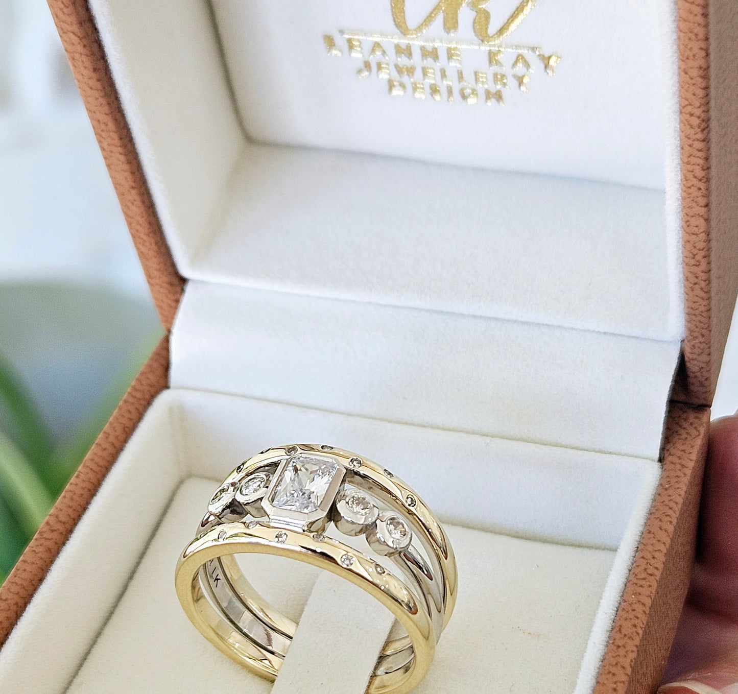 Radiant Beauty - Ring