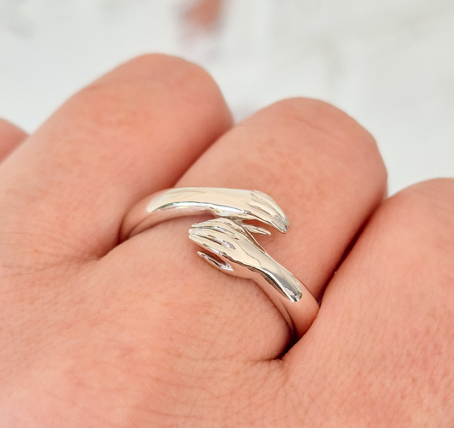 Hug Ring
