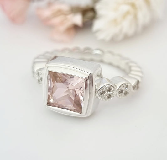 Princess Morganite - Ring