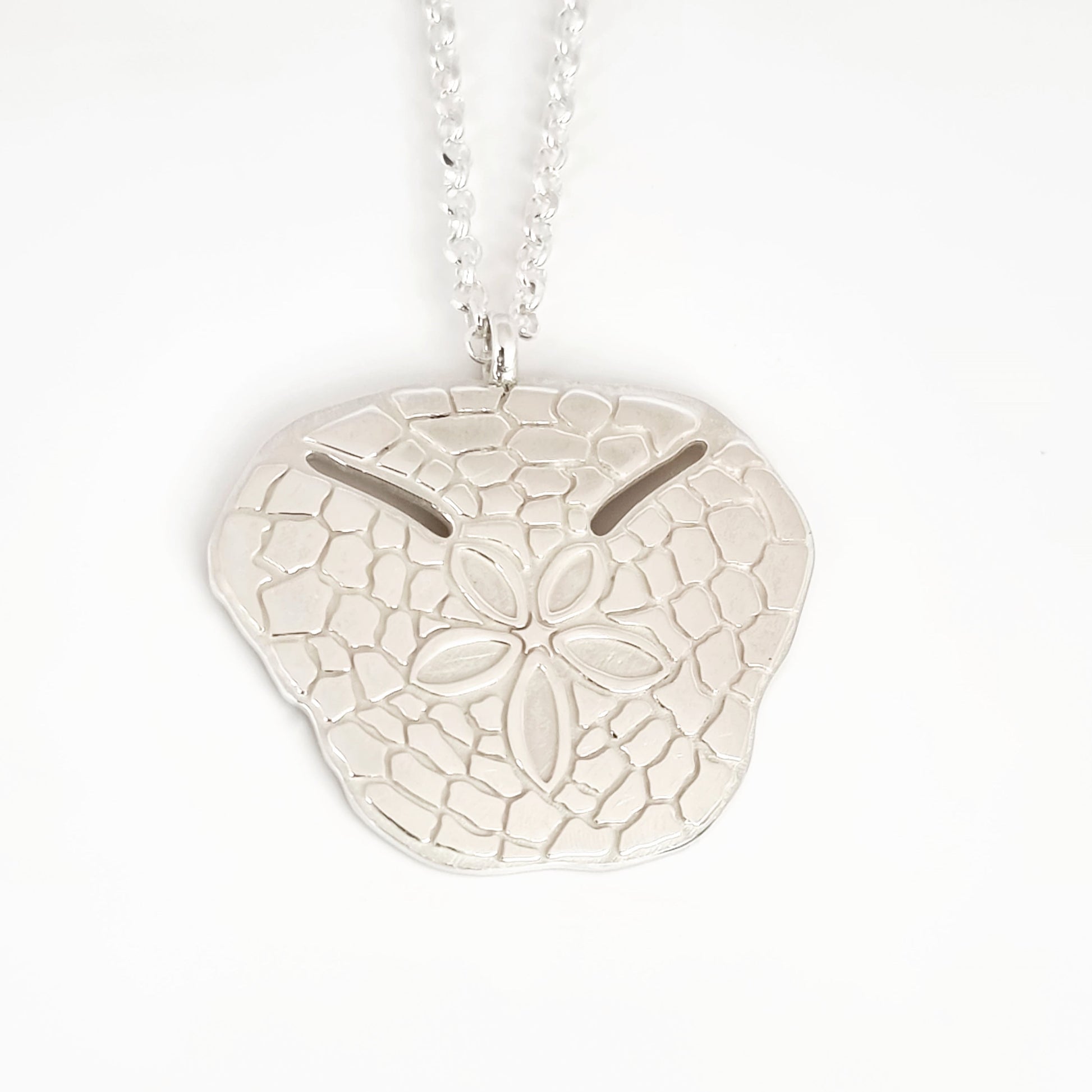 Pansy Shell - Pendant